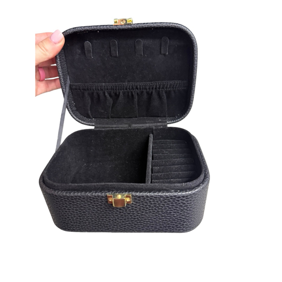 Black Pebbeled Faux Leather Travel Jewelry Organizer - Picture 2 of 11